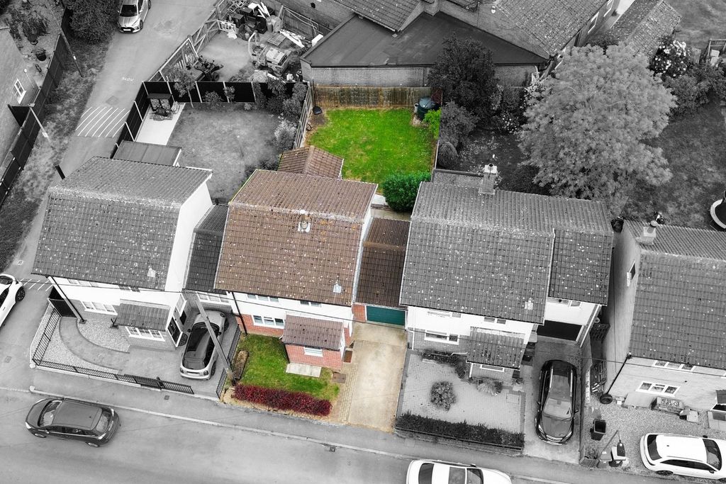Property photo 3 of 19