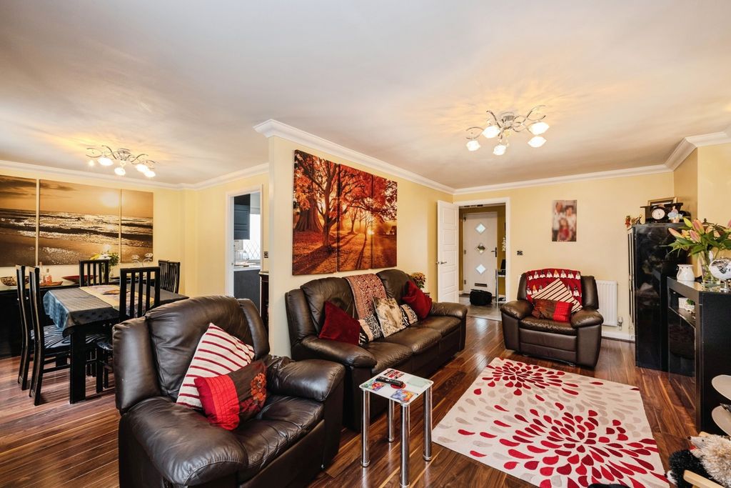 Property photo 2 of 22 Pbox-Img.Jpg