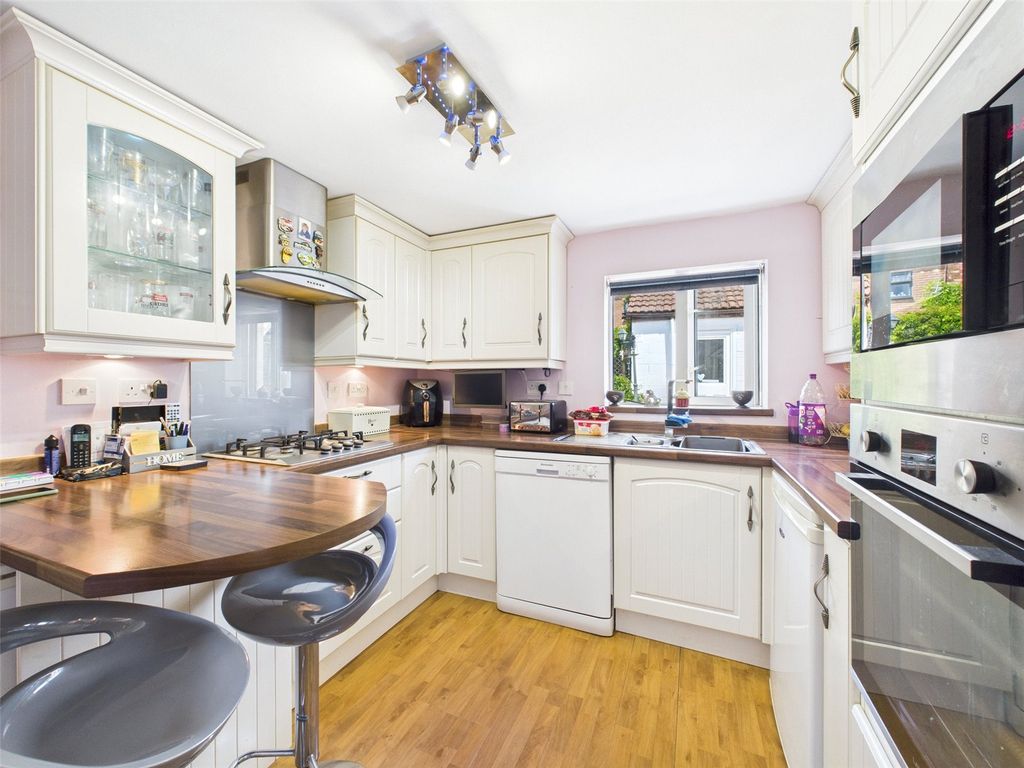 Property photo 2 of 11 Picture No. 05