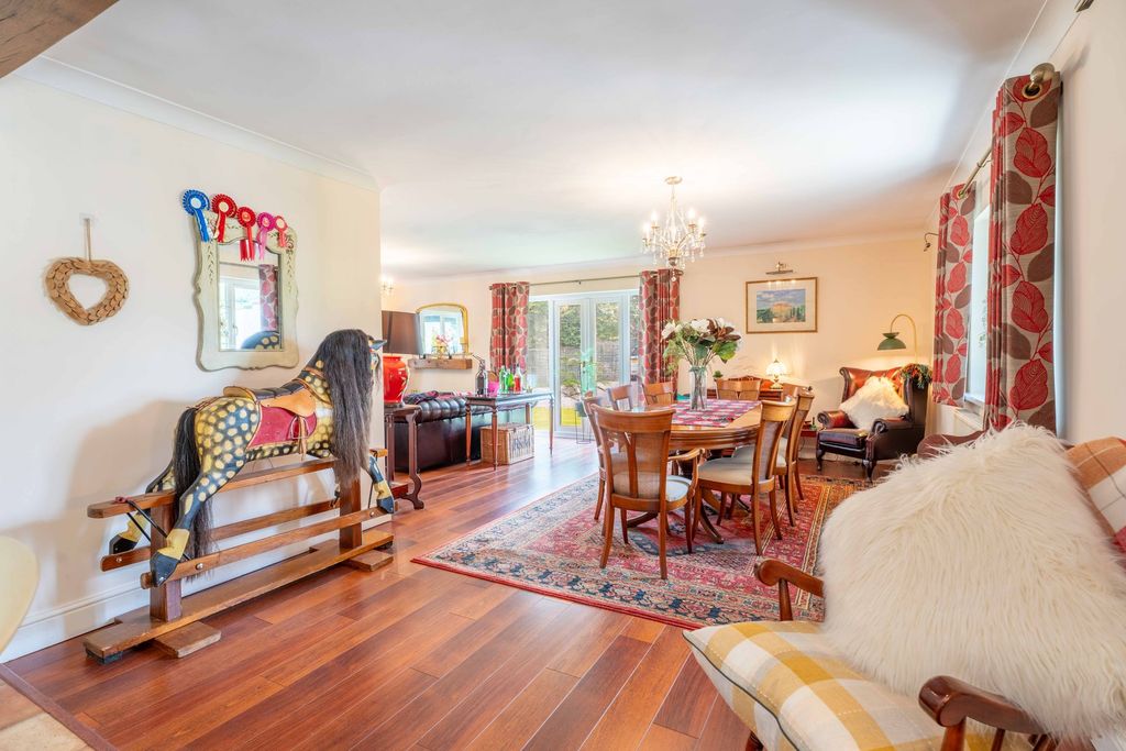 Property photo 2 of 49