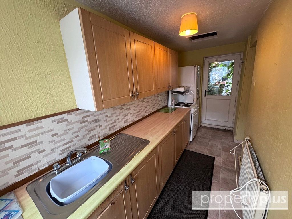 Property photo 2 of 8 Picture No. 05