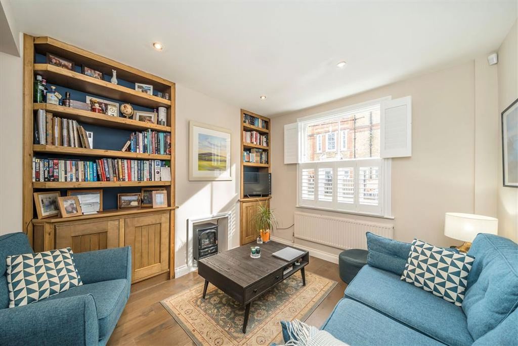 Property photo 2 of 9