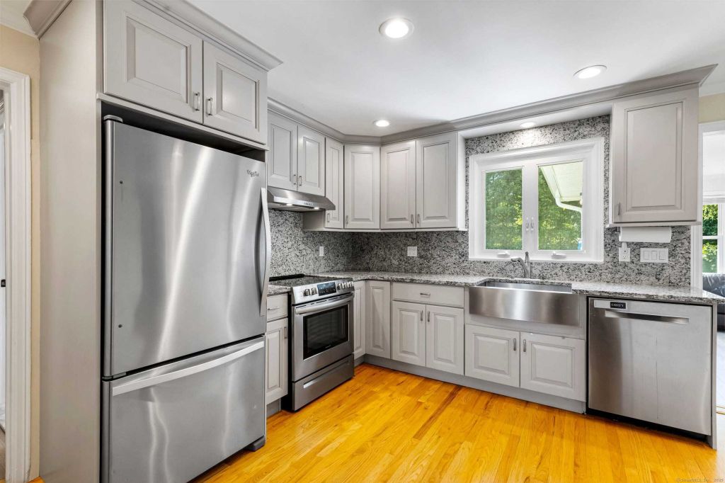 Property photo 3 of 31 <Alttext/>