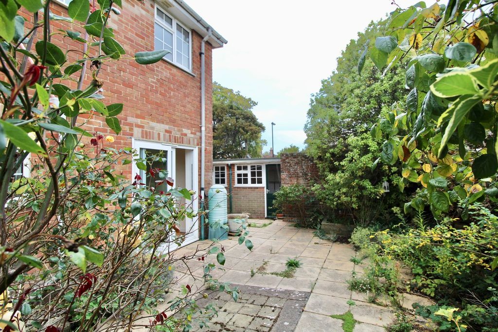 Property photo 3 of 14