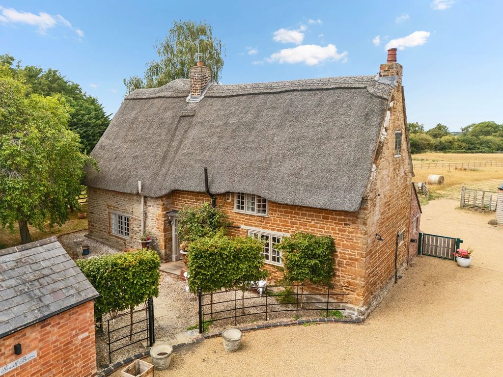 Property photo 1 of 74