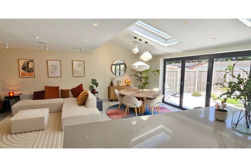 Property photo 3 of 35 Open Plan Living