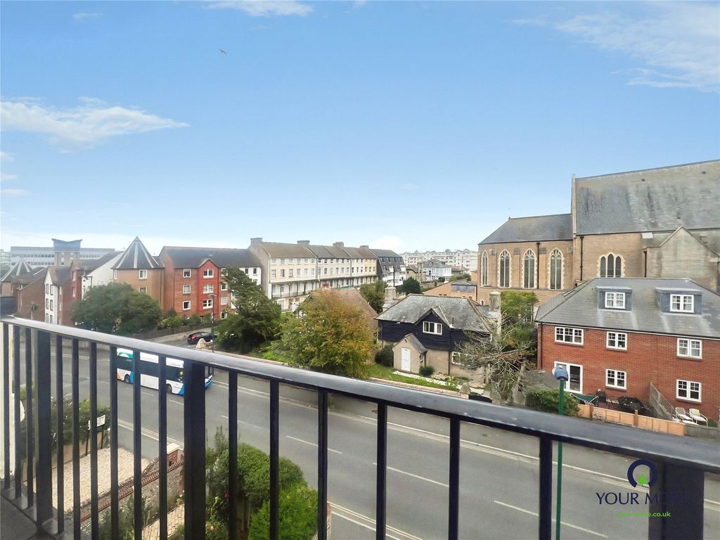 Property photo 3 of 10 Picture No. 02