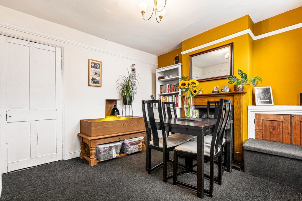 Property photo 2 of 12 Dining Room