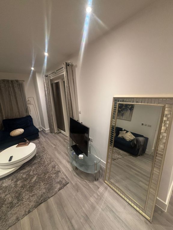 Property photo 3 of 14 Gallery