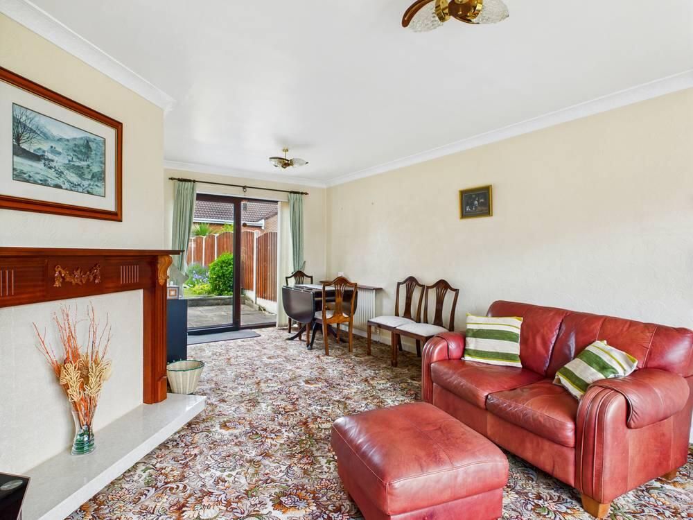 Property photo 3 of 13 Living Room