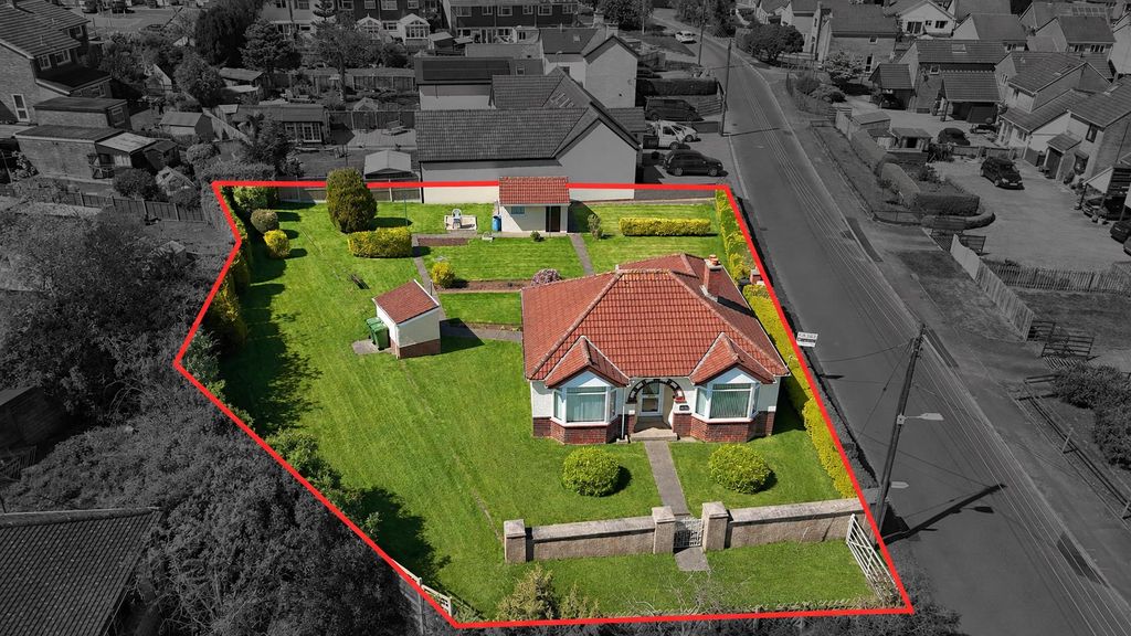 Property photo 1 of 11