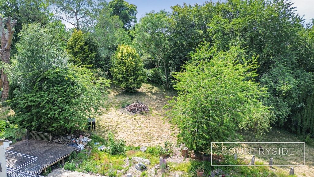 Property photo 2 of 14 Dji_0369.Jpg