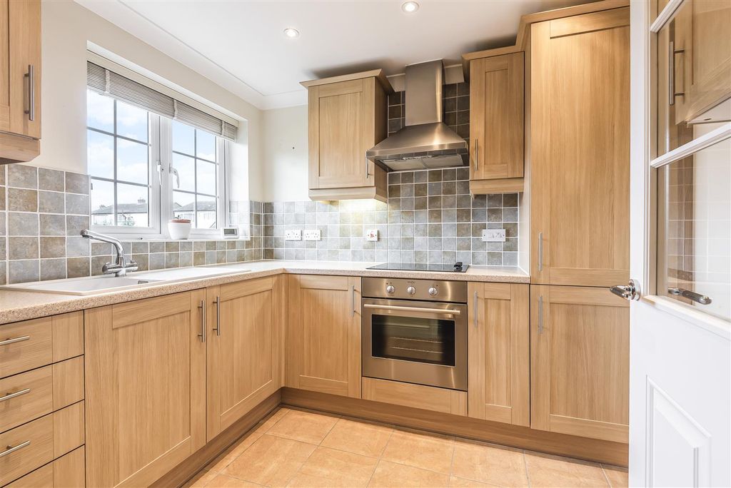 Property photo 3 of 18 Img_15780_9_Original.Jpg