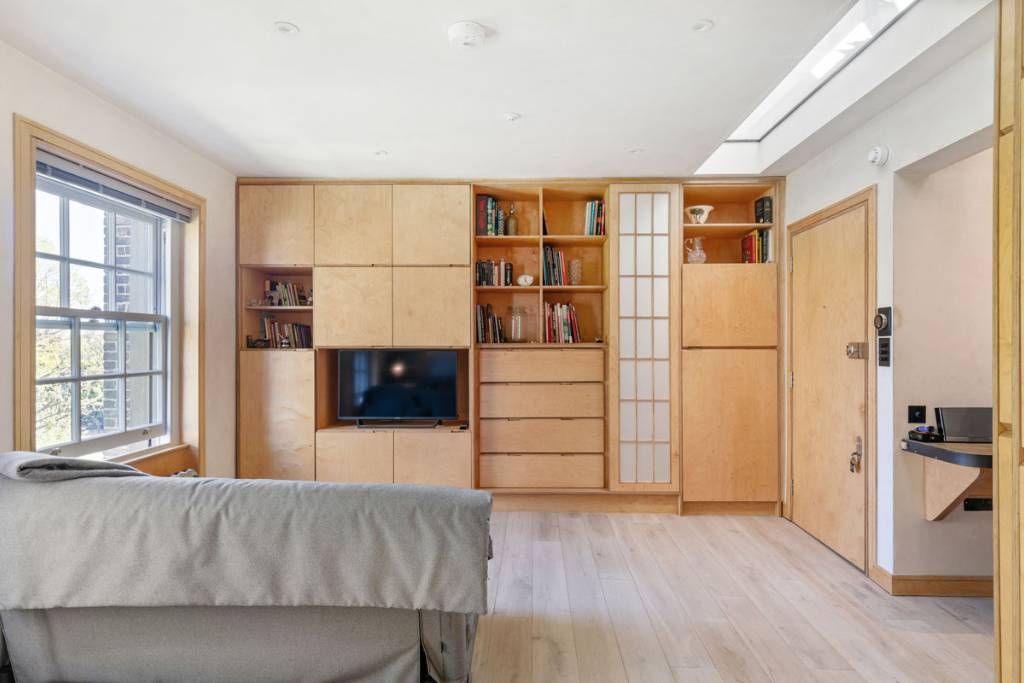 Property photo 3 of 12 Image