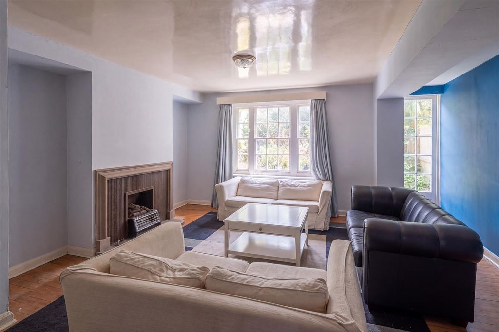 Property photo 3 of 12 7658_026.Jpg