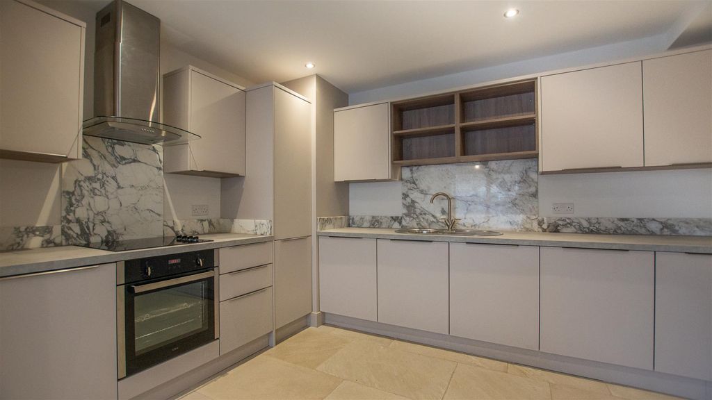 Property photo 3 of 7 Dsc02136.Jpg