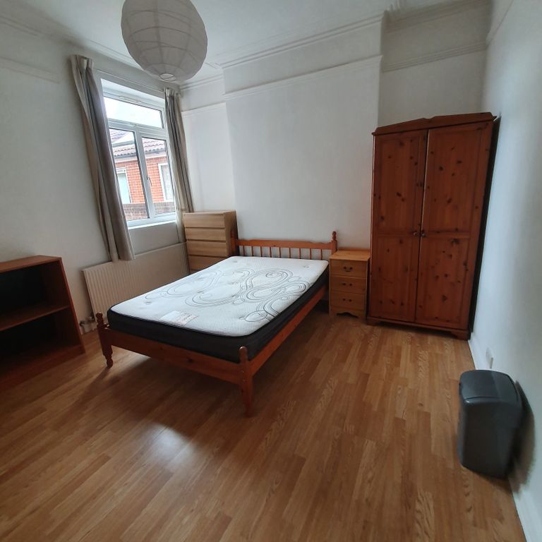 Property photo 2 of 11 Images