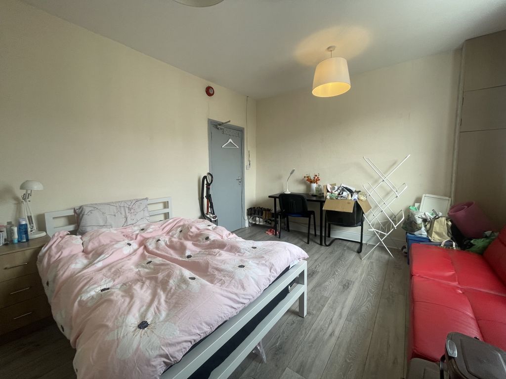 Property photo 1 of 4 Img_4478
