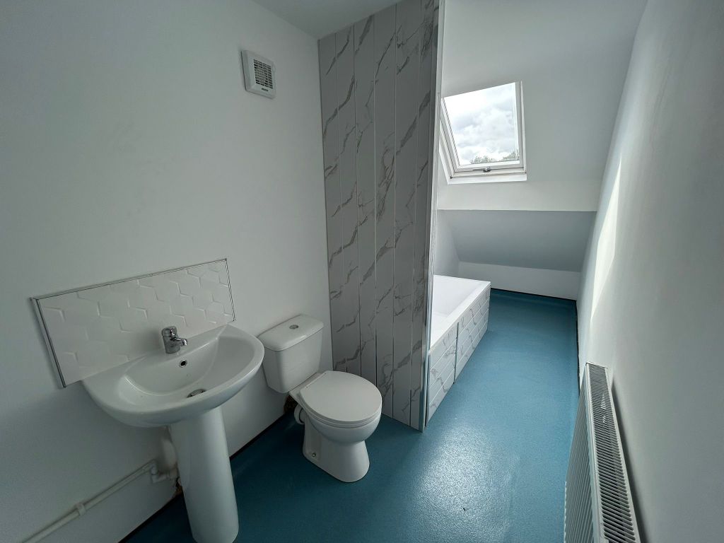 Property photo 3 of 3 Image