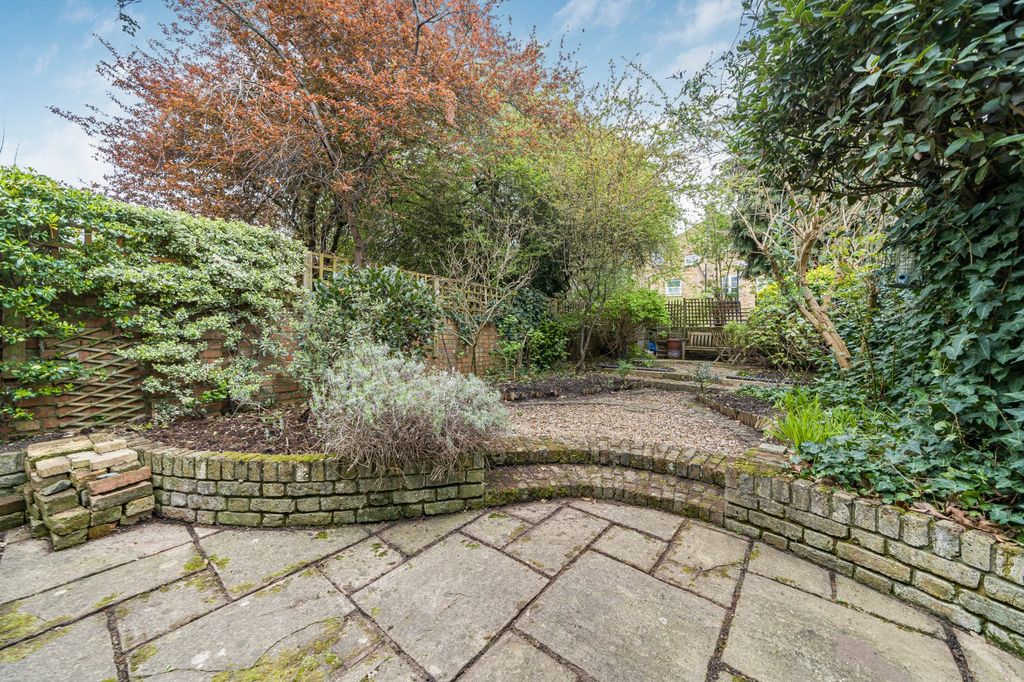 Property photo 2 of 15 Picture No. 04