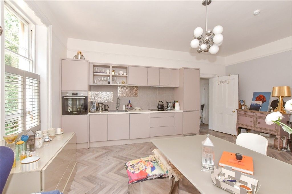 Property photo 1 of 9 Lounge/Kitchen/ Diner