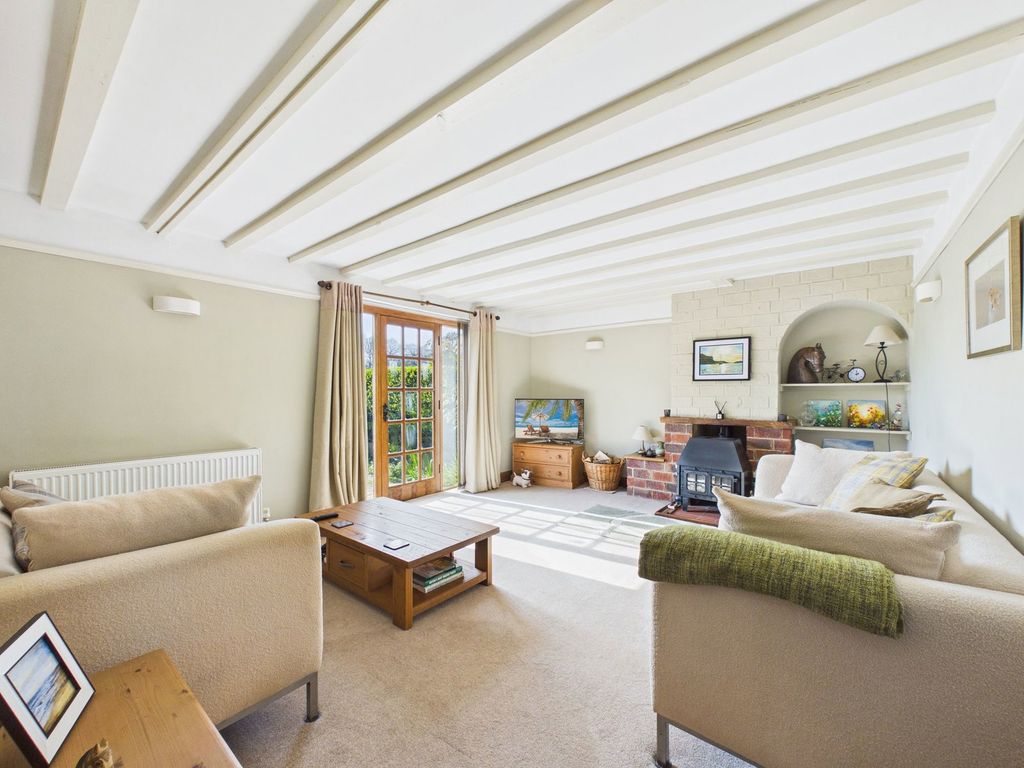 Property photo 3 of 21