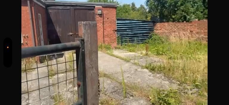 Property photo 2 of 5 Photo 2