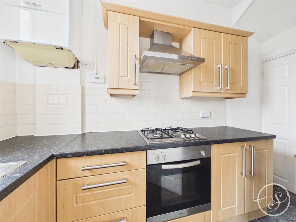 Property photo 3 of 11 Cam02071G0-Pr1010-Still003.Jpg