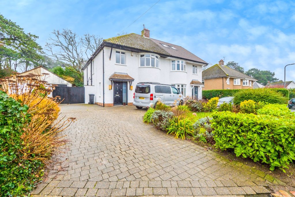 Property photo 1 of 20