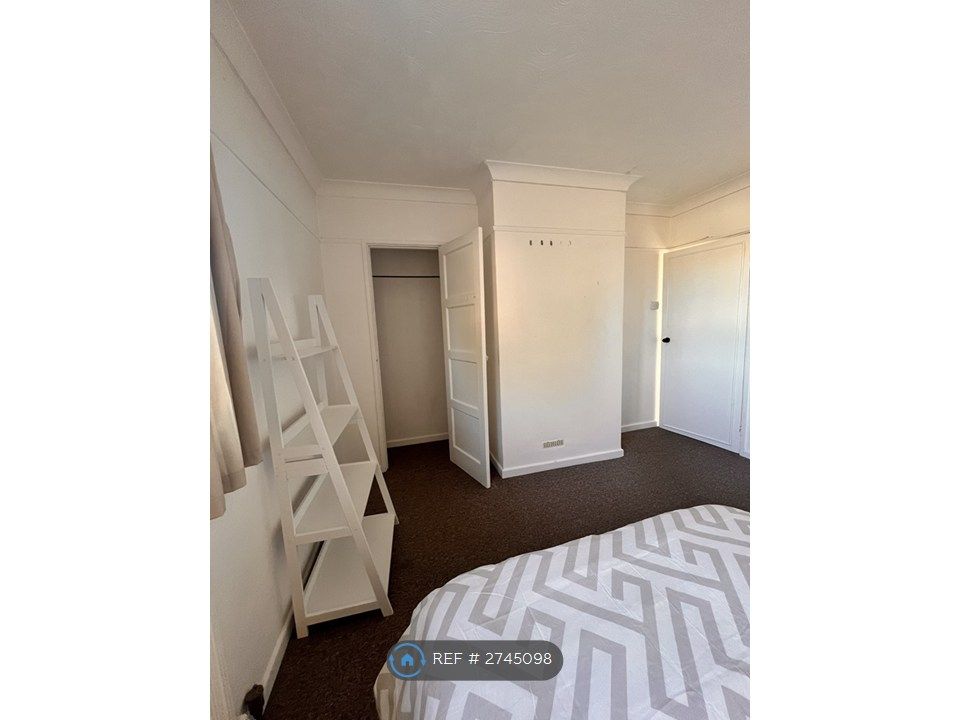 Property photo 3 of 22 Bedroom 1