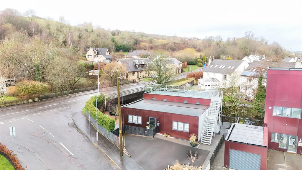 Property photo 1 of 35 External