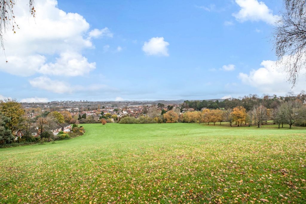 Property photo 2 of 18 Picture No. 19