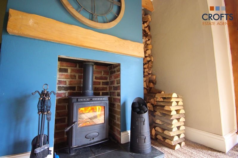Property photo 3 of 25 Log Burner