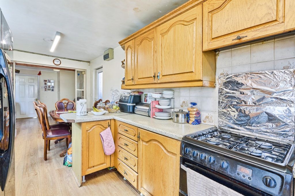 Property photo 2 of 14