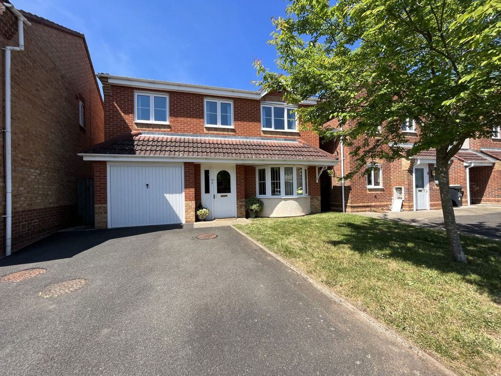Property photo 1 of 29