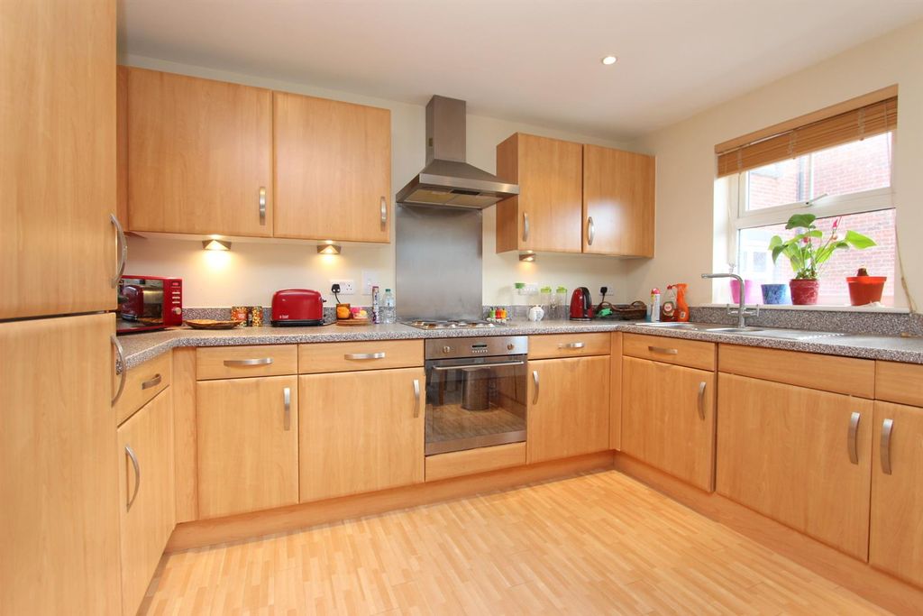 Property photo 3 of 7