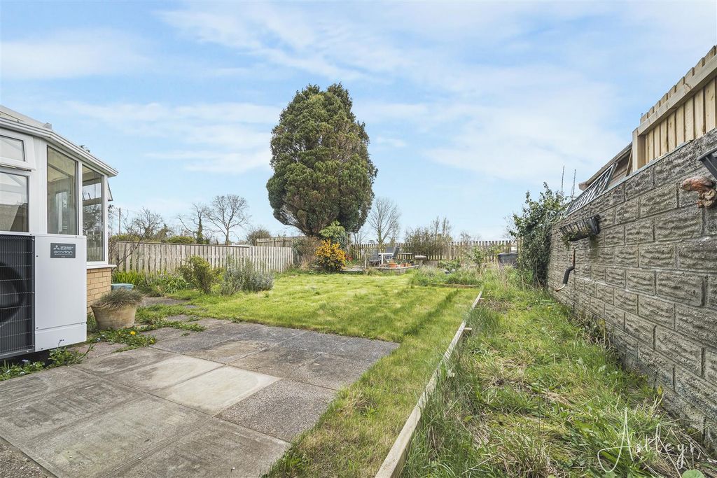 Property photo 3 of 27 Rear