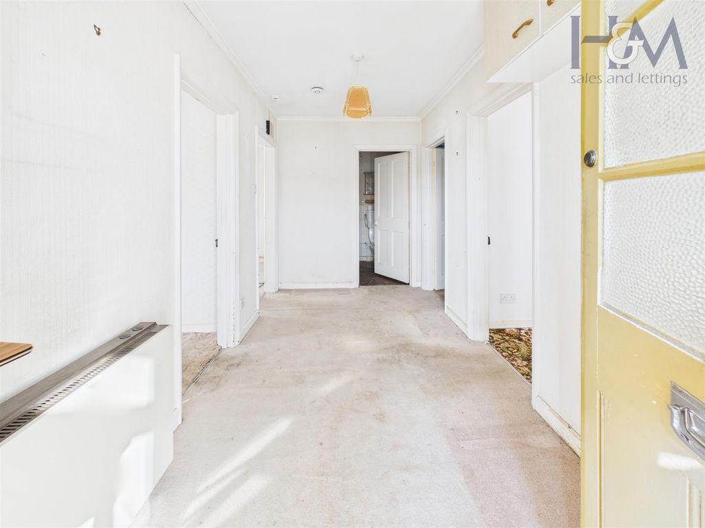 Property photo 3 of 7 Cam02804G0-Pr0380-Still007.Jpg