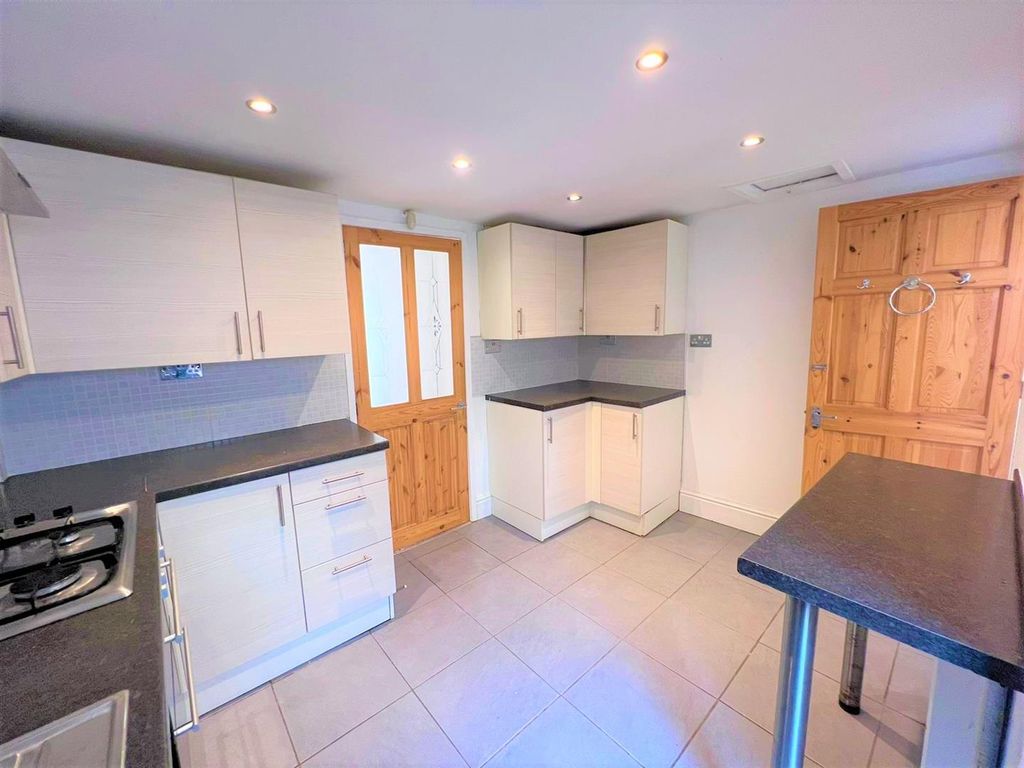 Property photo 3 of 9 Img-20230406-Wa0028.Jpg