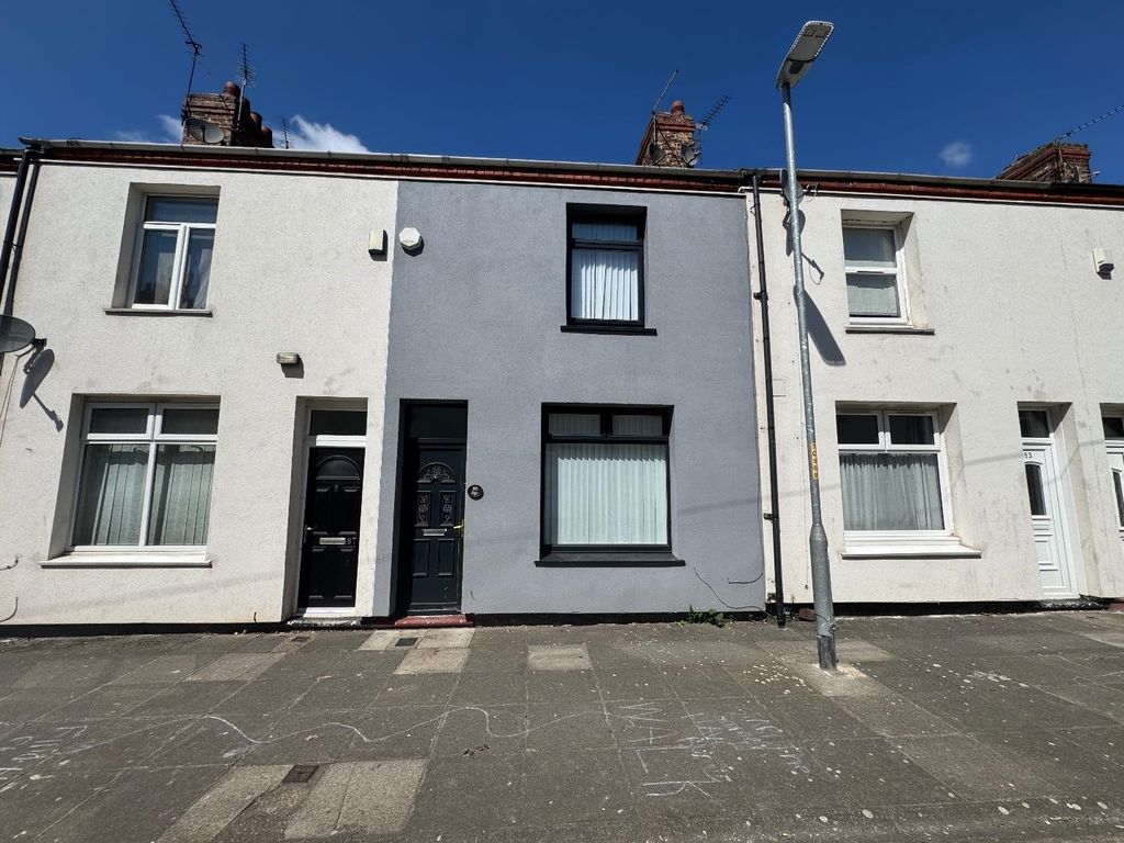 Property photo 1 of 10 External