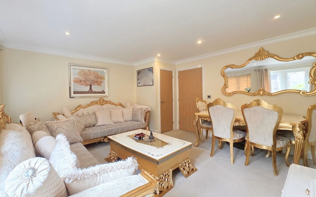 Property photo 2 of 16 4356113