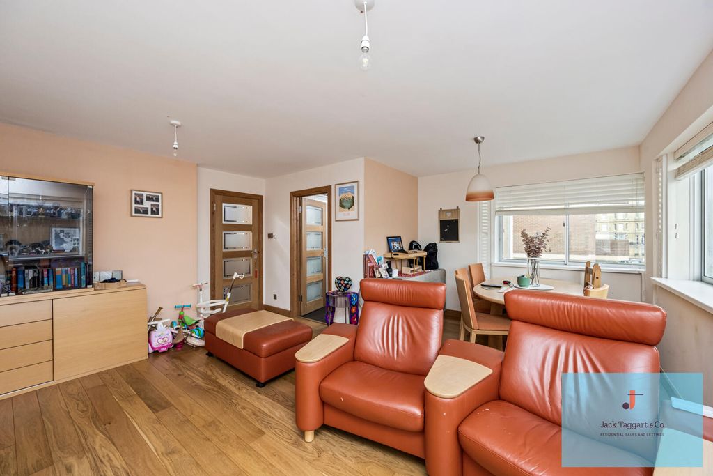 Property photo 2 of 16 Living Room