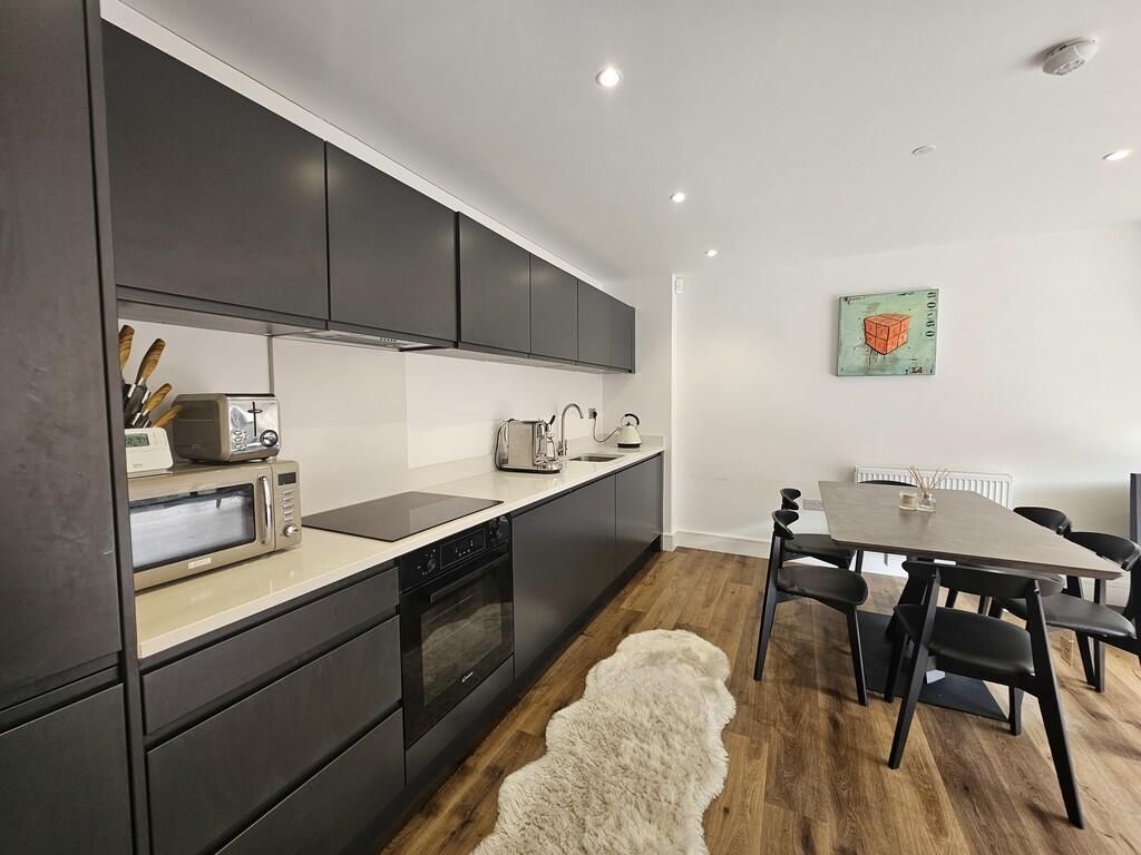 Property photo 3 of 7 Gallery