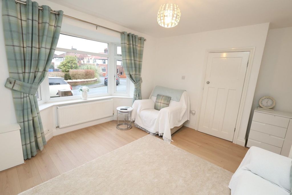 Property photo 3 of 18 5.Jpg