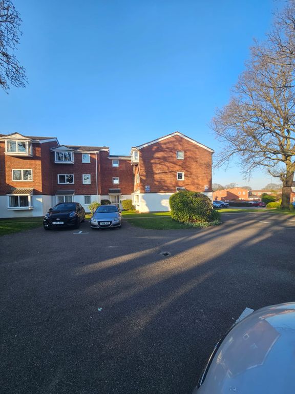 Property photo 2 of 18