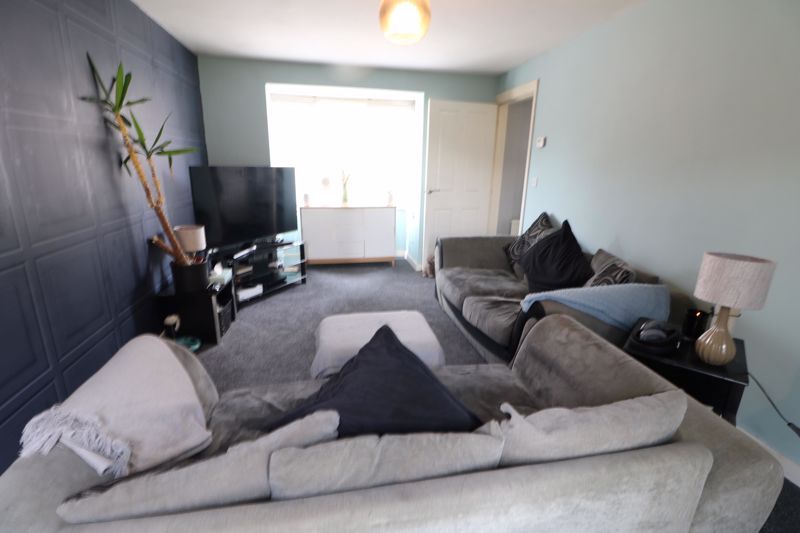 Property photo 2 of 11 Photo 11
