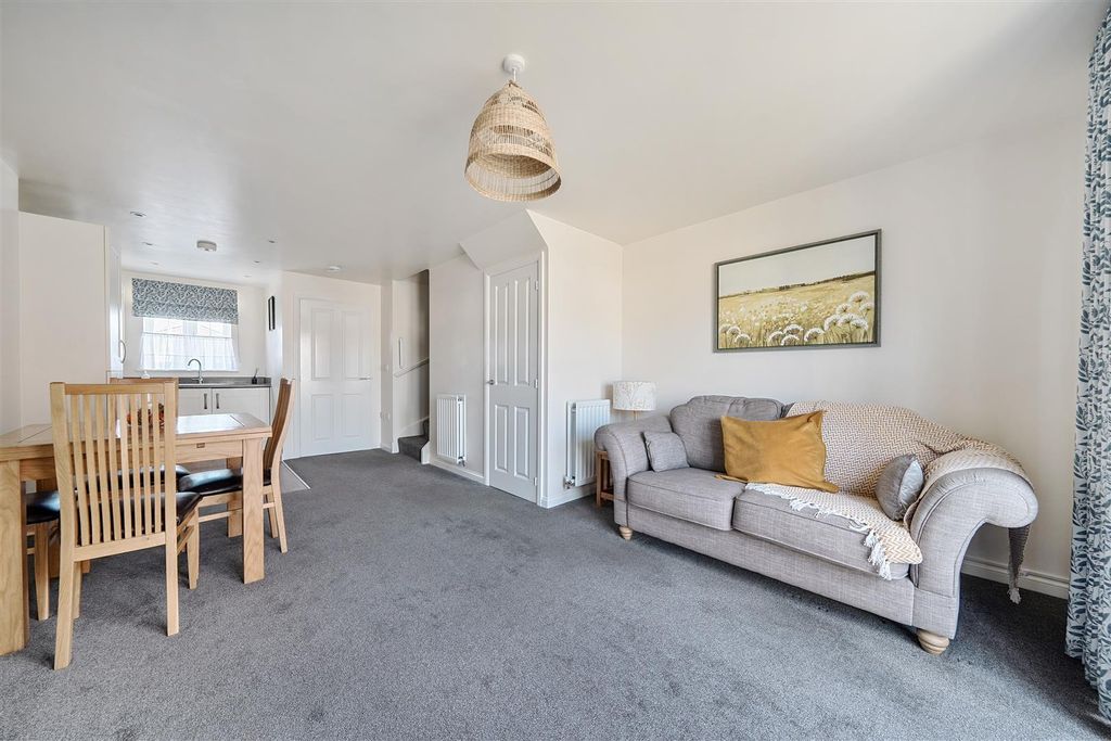 Property photo 3 of 21 1269557 (3).Jpg