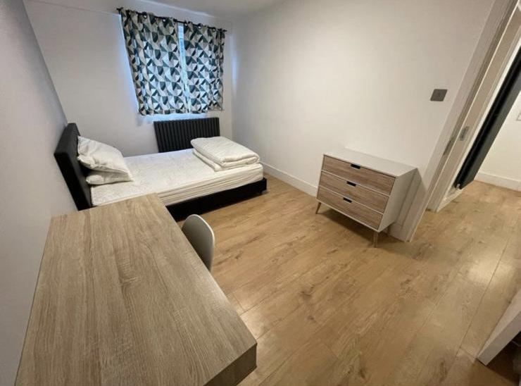 Property photo 1 of 4