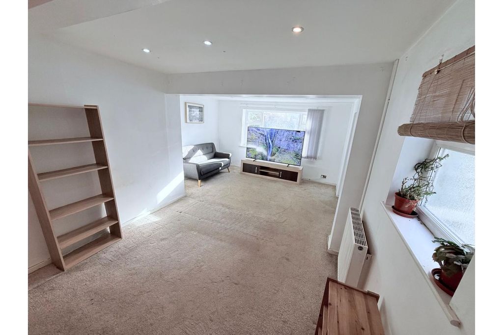 Property photo 2 of 12 Living Room