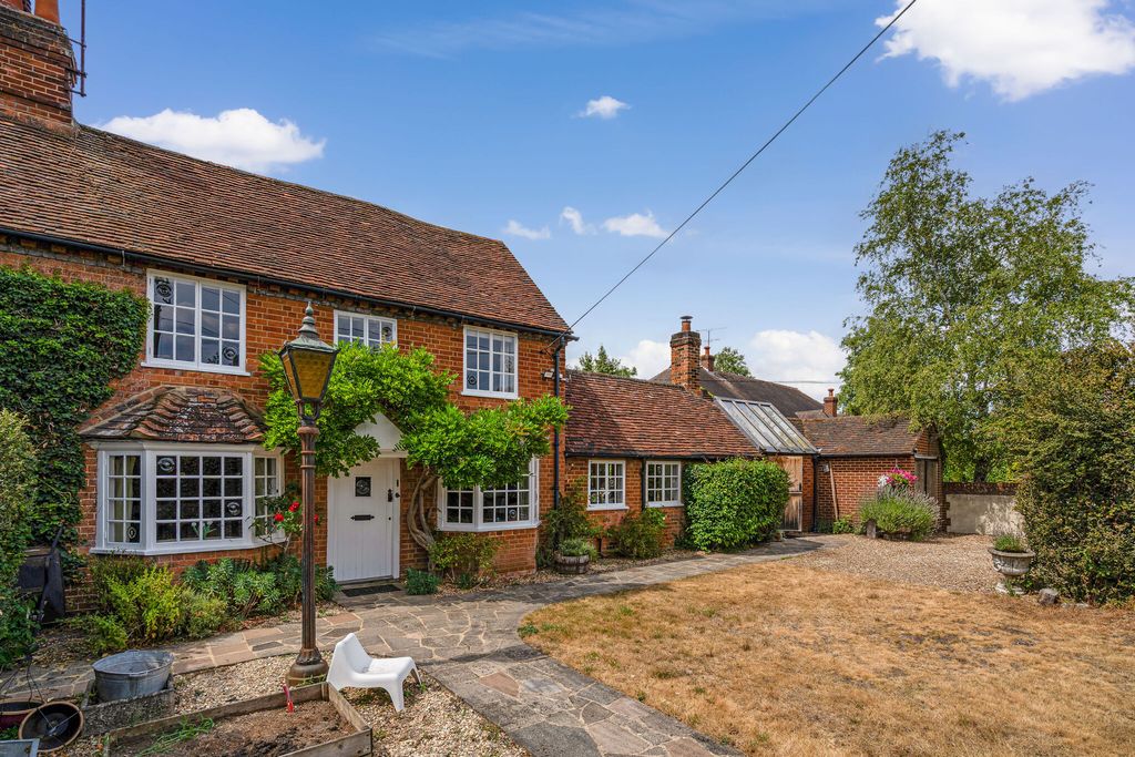 Property photo 1 of 12
